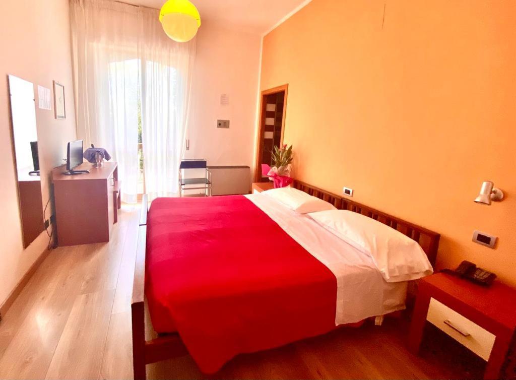 Hotel Sole & Esperia Montepulciano Stazione Esterno foto